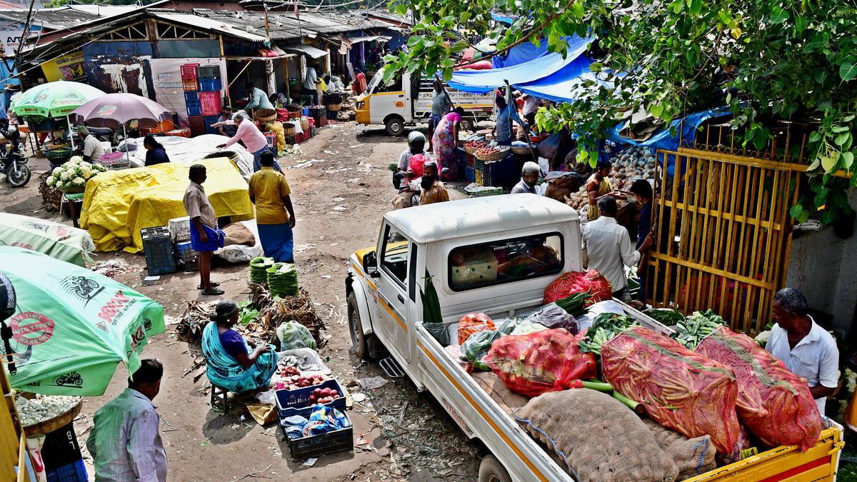Vegetable markets in Coimbatore city seek better infrastructure, road